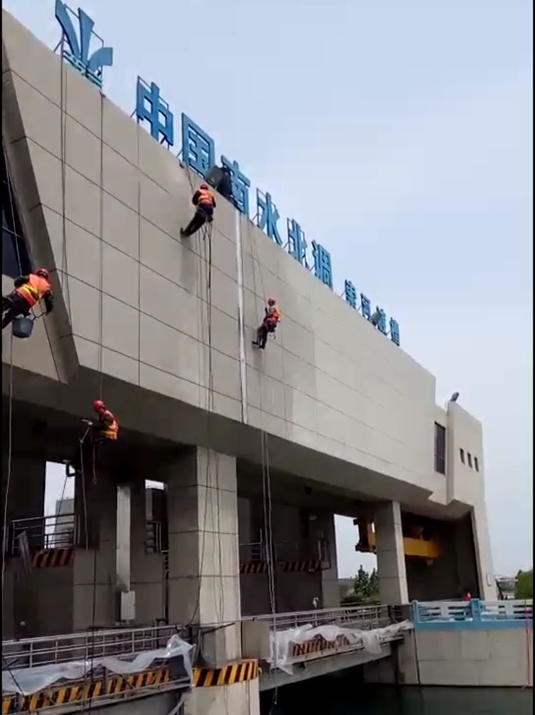 �߿��≦��ϴ